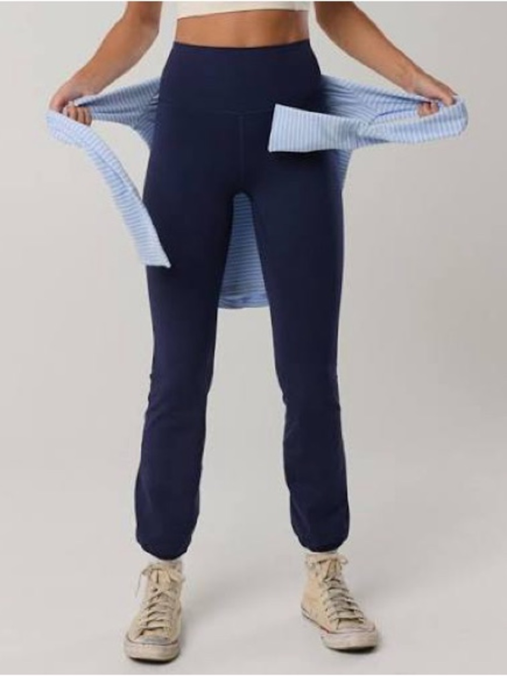 OFFLINE by Aerie The Hugger Cinch Pant in Navy